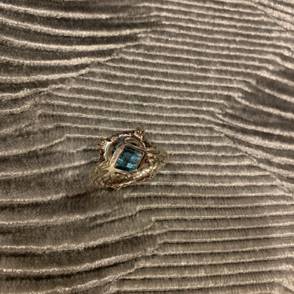 Meredith Leigh Ring - Picture 6 of 7